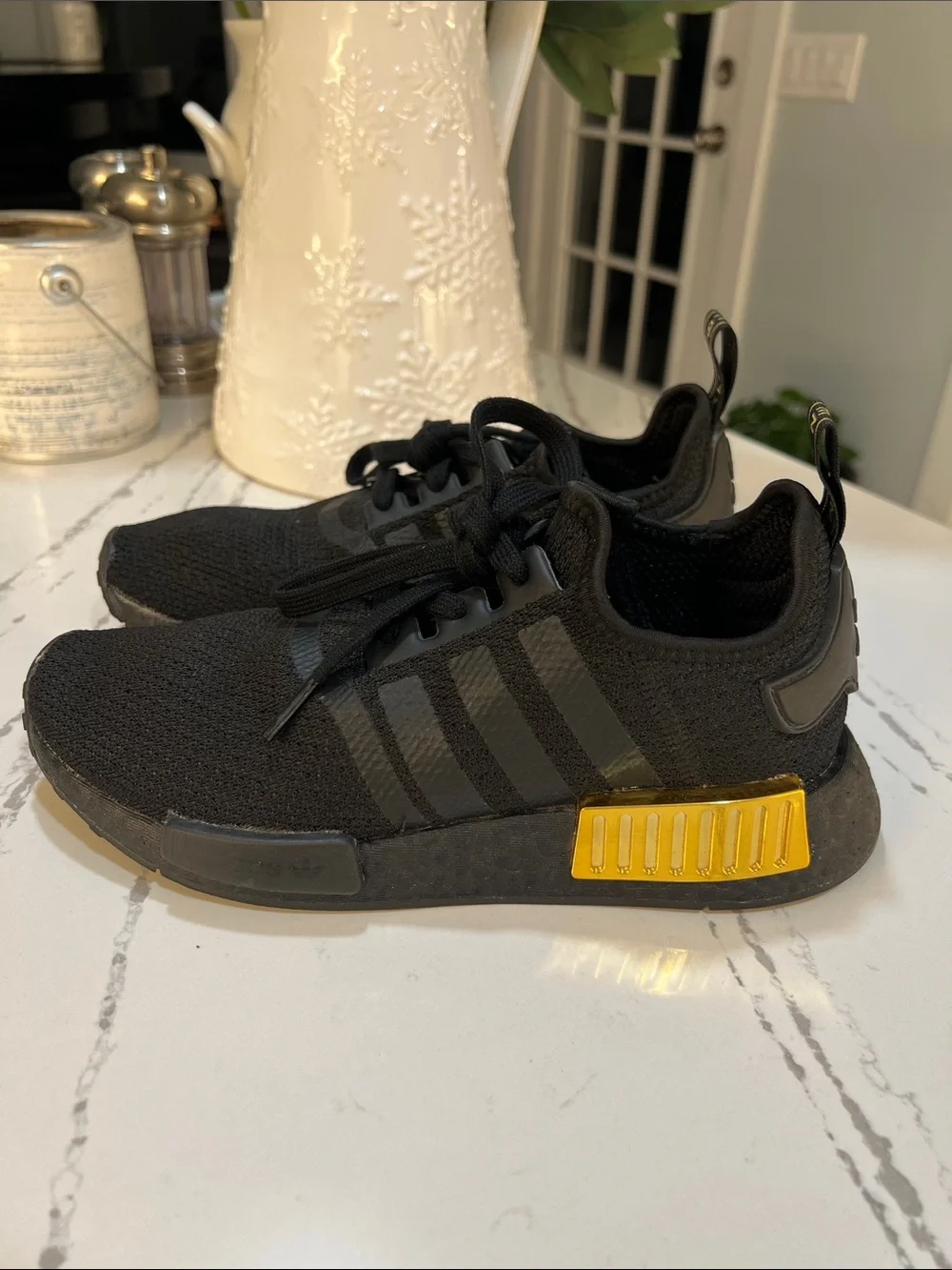 Adidas NMD_R1 Black Gold Metallic Sneakers Women's Size 6.5 FV1787